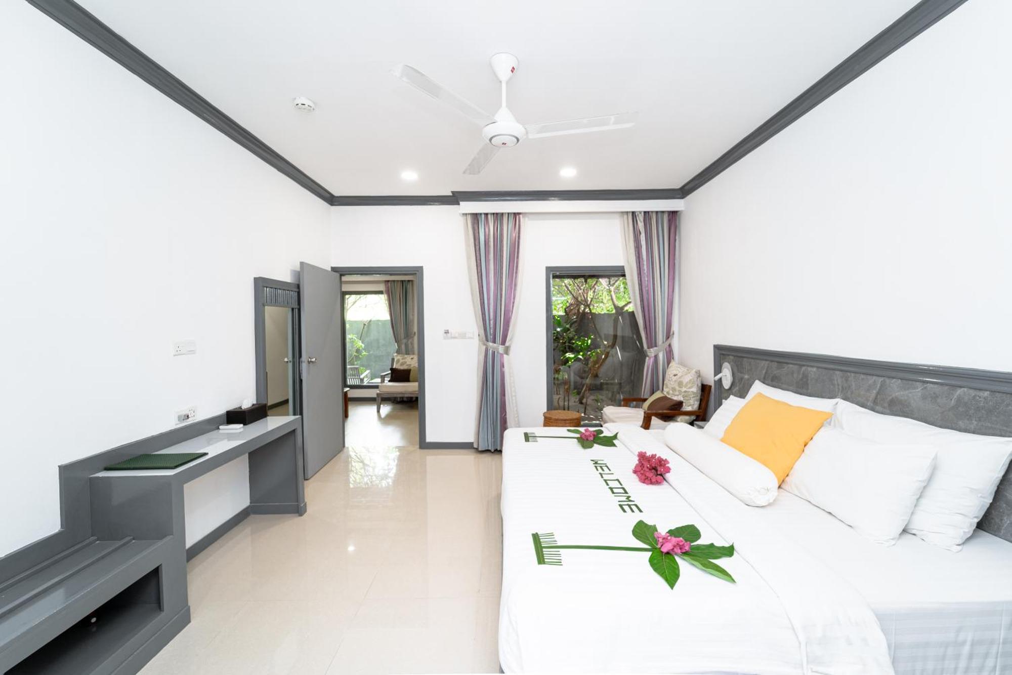 Hotel Tropical Tree Fehendhoo Exterior foto